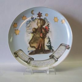 Plate 1989 Christmas Guiding Light/Retired